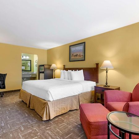 Best Western Executive Inn Hallettsville Esterno foto
