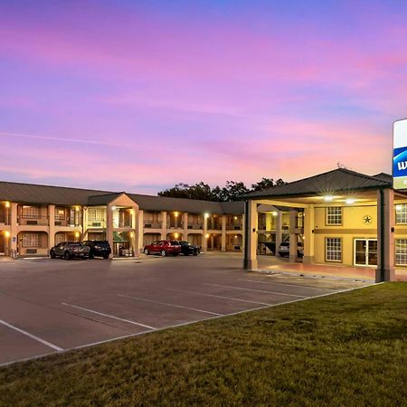 Best Western Executive Inn Hallettsville Esterno foto