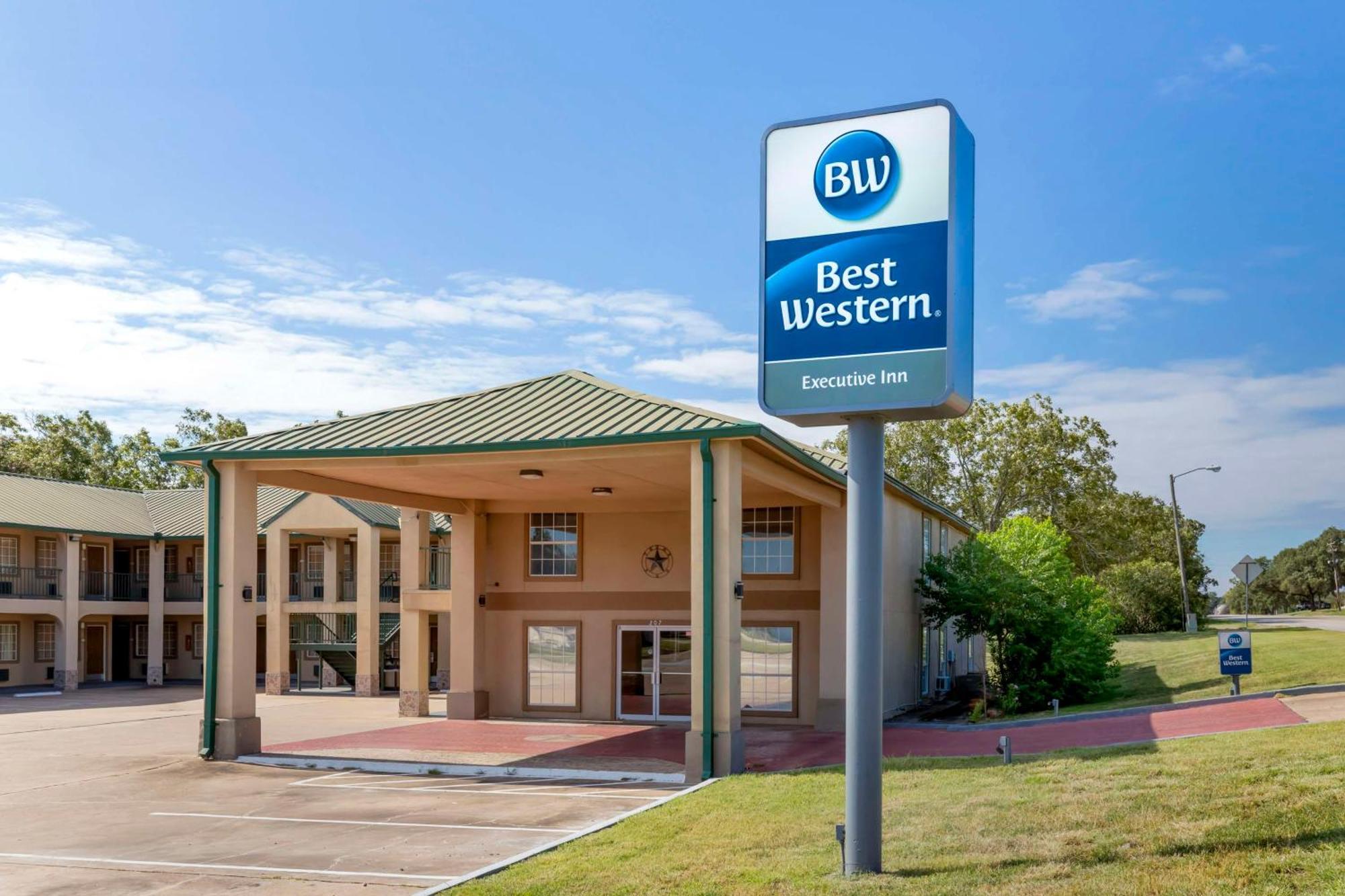 Best Western Executive Inn Hallettsville Esterno foto